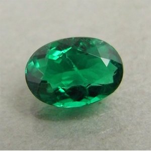 画像: エメラルド（0.86ct）　オーバル(ソーティング付)