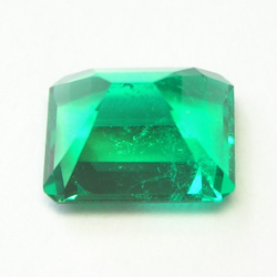 画像: エメラルド（0.46ct）